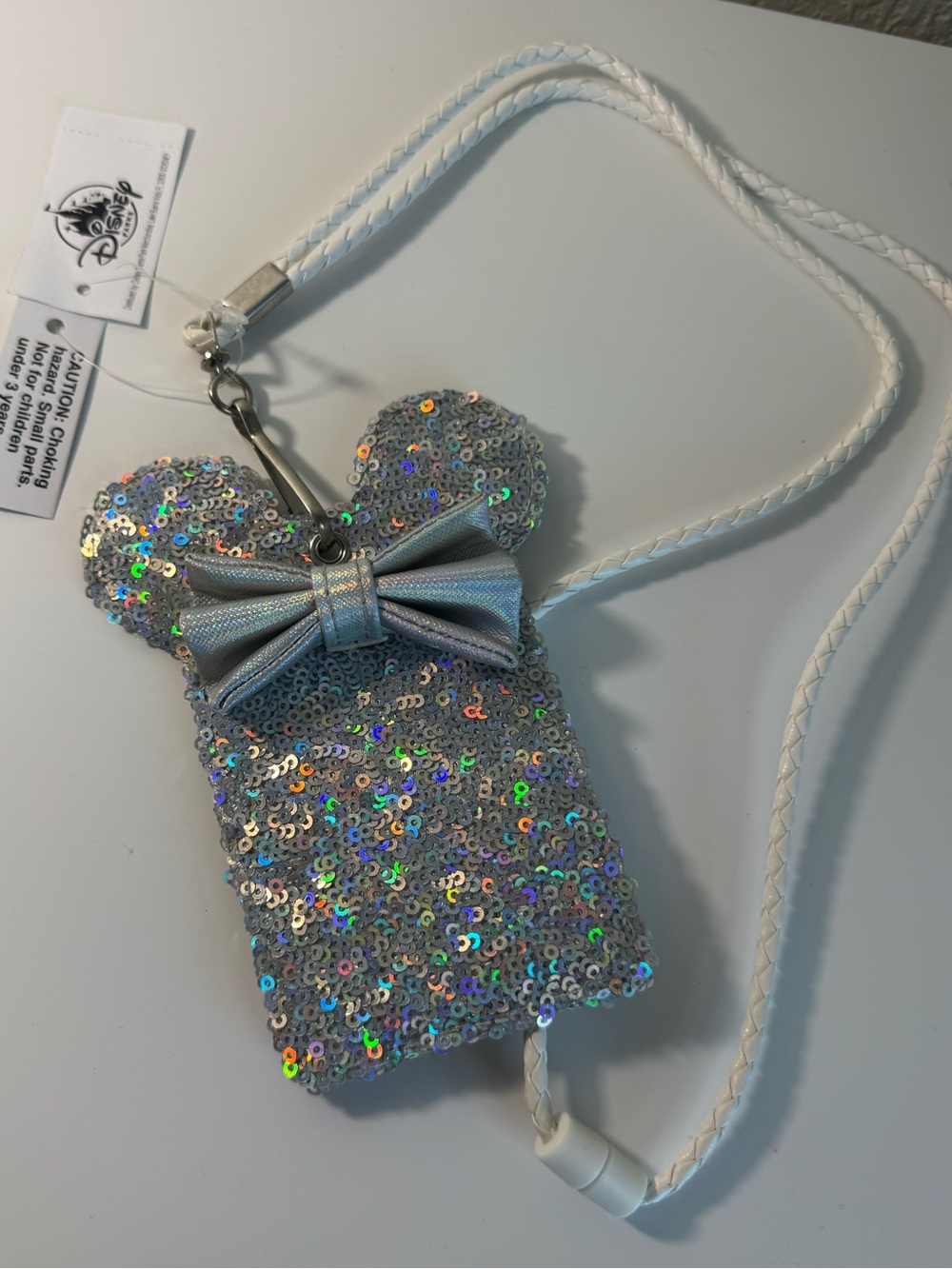 NWT Disney Parks Loungefly Minnie Holographic Sequin Laynard Silver - A